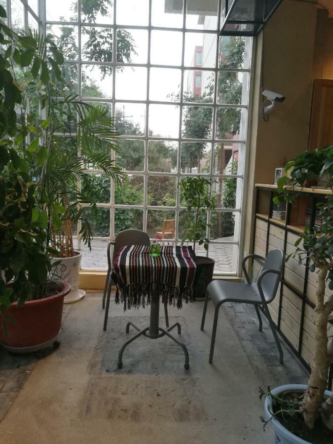 Right Here Hotel  Dunhuang Exterior foto
