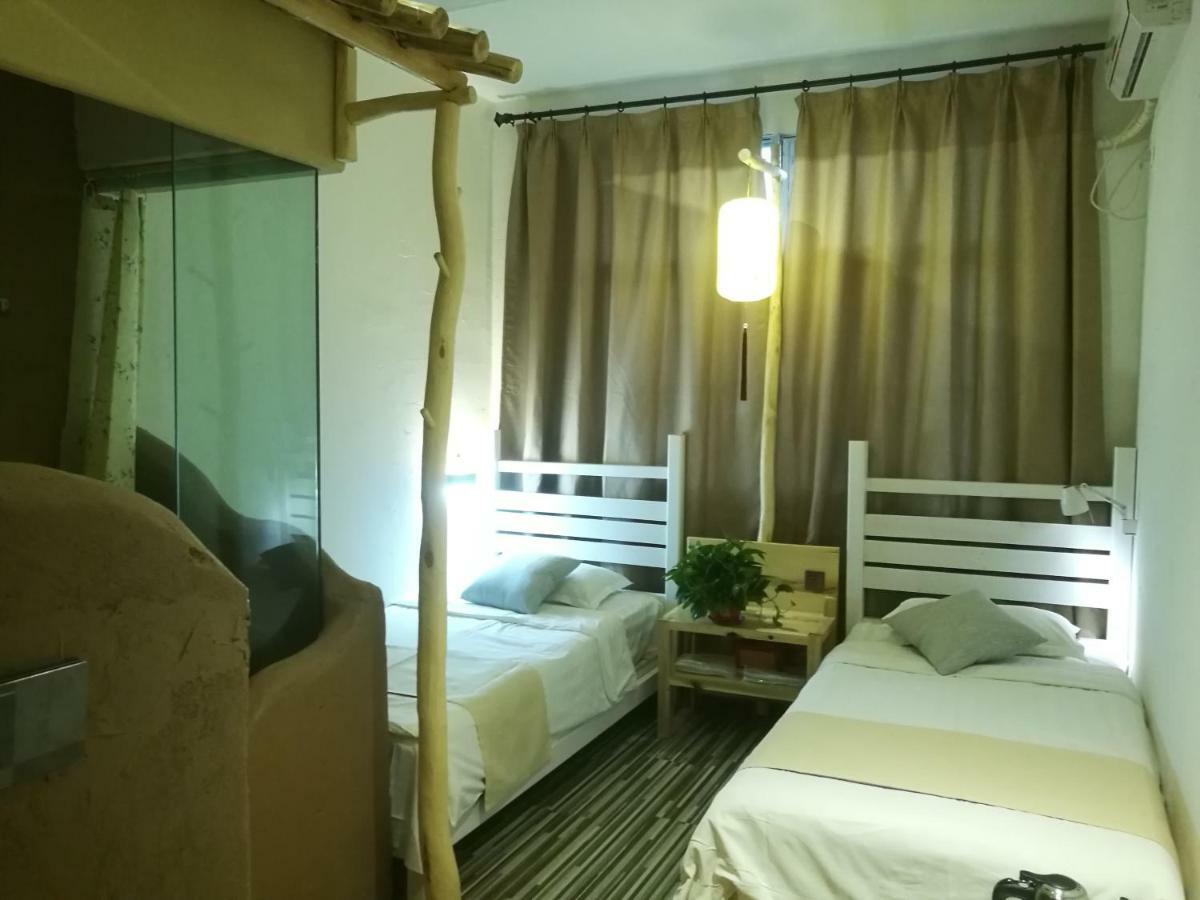 Right Here Hotel  Dunhuang Exterior foto