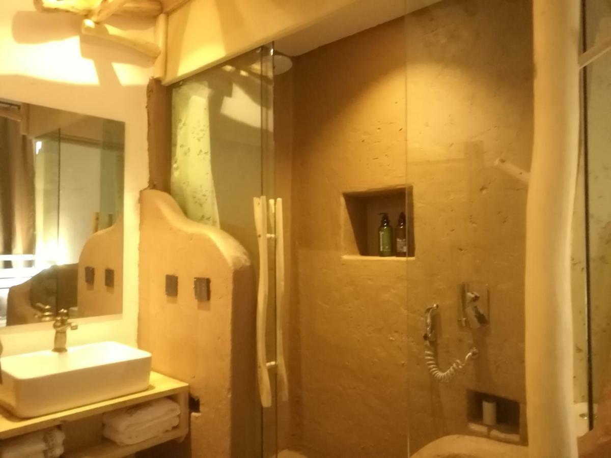 Right Here Hotel  Dunhuang Exterior foto