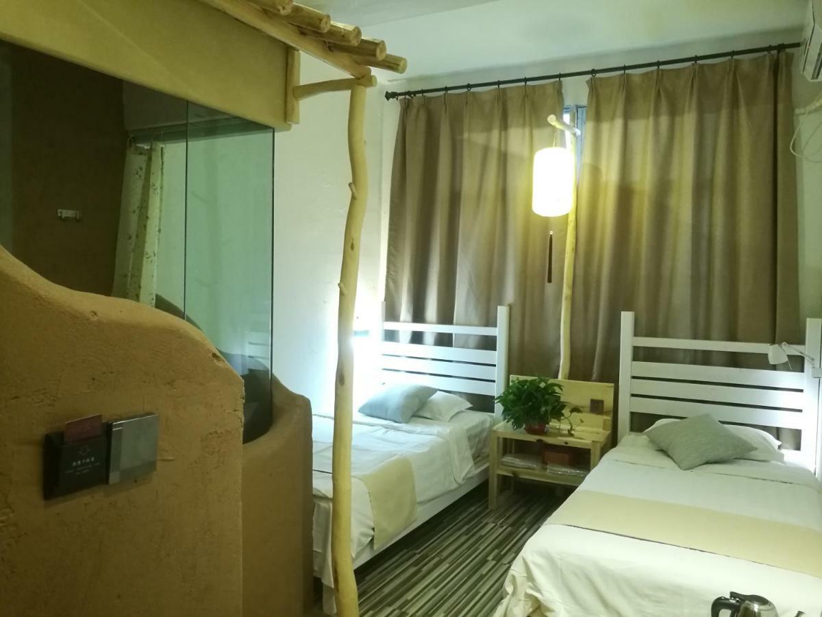 Right Here Hotel  Dunhuang Exterior foto